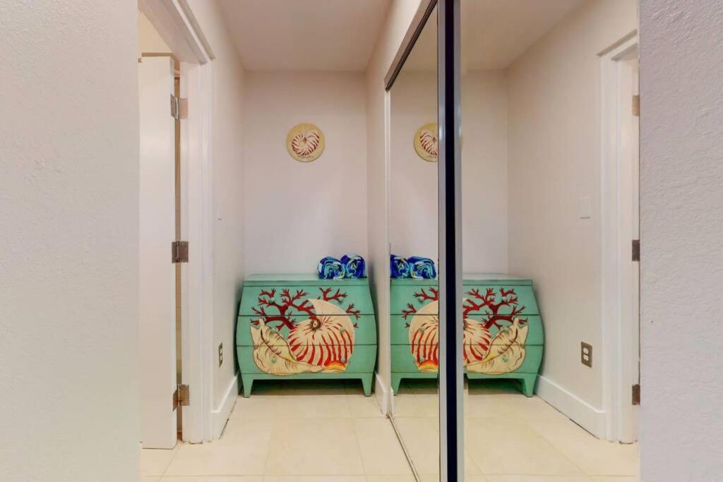 Sea Breeze, Studio 510, Beach Steps Away!+Pool+Wifi Ράσκιν Εξωτερικό φωτογραφία