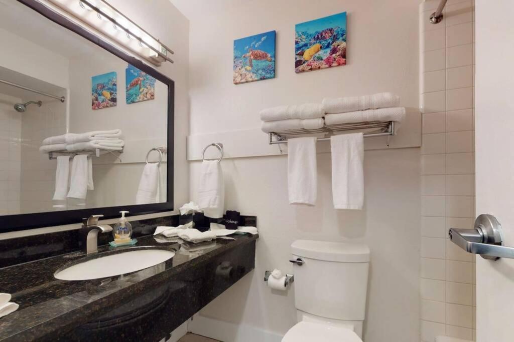 Sea Breeze, Studio 510, Beach Steps Away!+Pool+Wifi Ράσκιν Εξωτερικό φωτογραφία